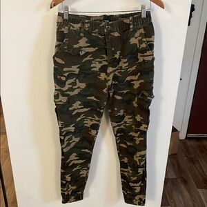 Women’s Camouflage Cargo Pants